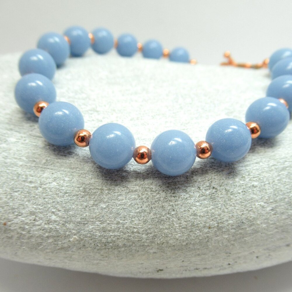 Glow in the dark bead bracelet